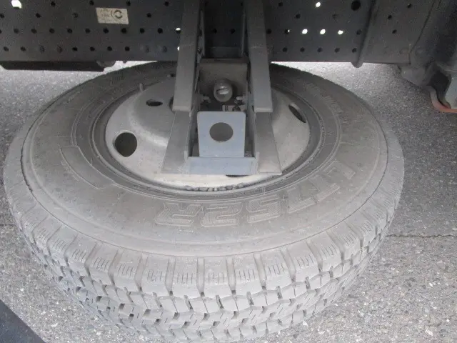 いすゞ エルフ 2RG-NPR88AN(2WD)の写真42