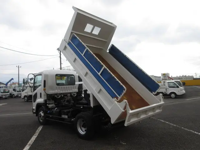 いすゞ フォワード 2PG-FRR90S1(2WD)の写真9