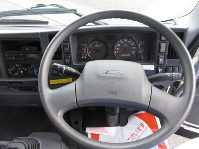 いすゞ フォワード 2PG-FRR90S1(2WD)の写真15