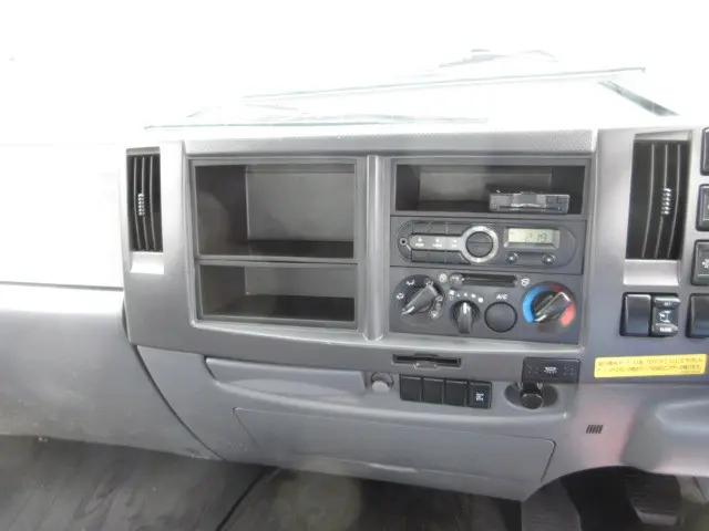 いすゞ フォワード 2PG-FRR90S1(2WD)の写真16