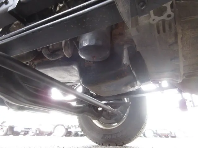 いすゞ フォワード 2PG-FRR90S1(2WD)の写真27
