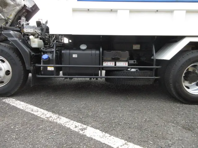 いすゞ フォワード 2PG-FRR90S1(2WD)の写真29