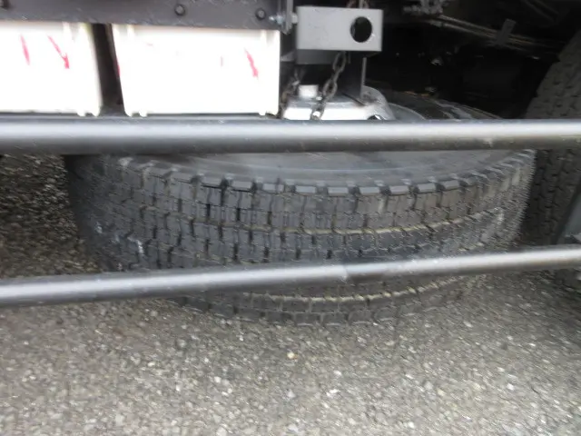 いすゞ フォワード 2PG-FRR90S1(2WD)の写真35