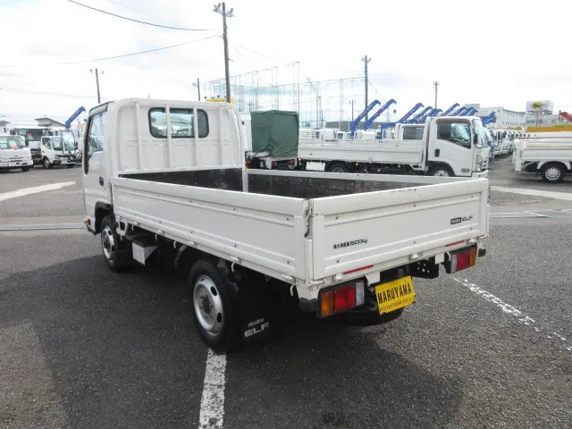 いすゞ エルフ TRG-NHS85A(4WD)の写真3