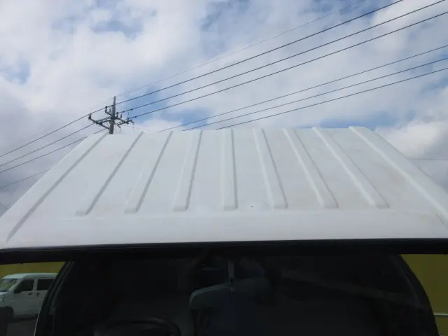 いすゞ エルフ TRG-NHS85A(4WD)の写真9