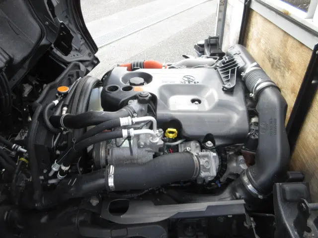 いすゞ エルフ TRG-NHS85A(4WD)の写真18