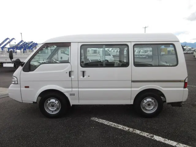 マツダ ボンゴバン DBF-SLP2M(4WD)の写真5