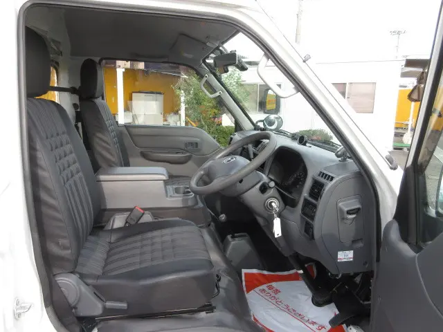 マツダ ボンゴバン DBF-SLP2M(4WD)の写真10
