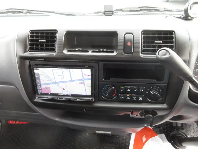 マツダ ボンゴバン DBF-SLP2M(4WD)の写真12