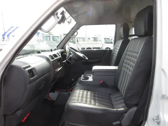 マツダ ボンゴバン DBF-SLP2M(4WD)の写真23