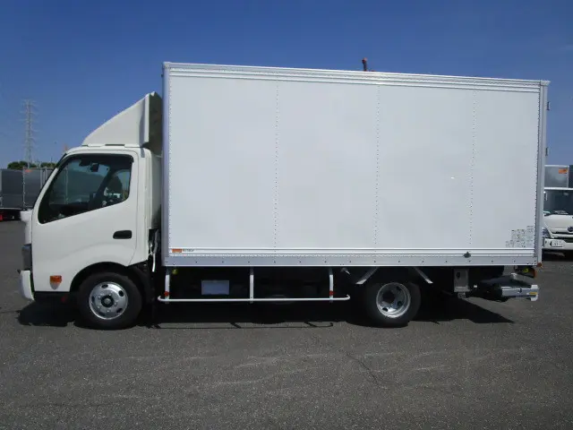 日野 デュトロ 2RG-XZU710M(2WD)の写真5