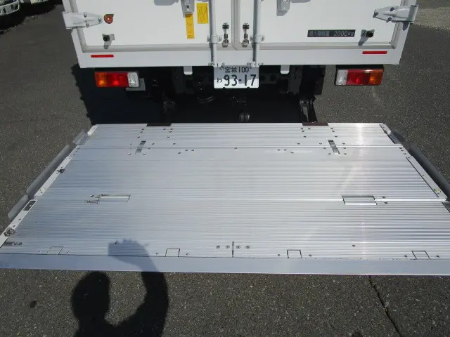 日野 デュトロ 2RG-XZU710M(2WD)の写真9