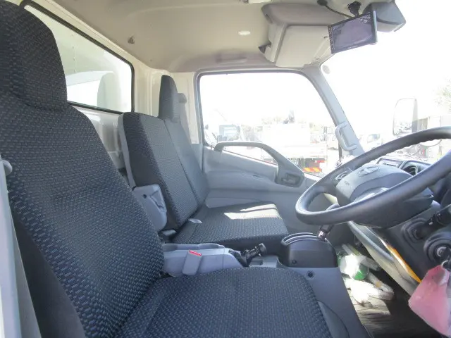 日野 デュトロ 2RG-XZU710M(2WD)の写真18