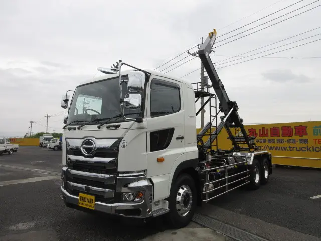日野 プロフィア 2DG-FS1AJE(6x4)の写真8