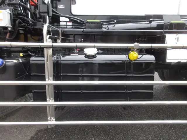 日野 プロフィア 2DG-FS1AJE(6x4)の写真40