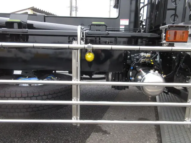 日野 プロフィア 2DG-FS1AJE(6x4)の写真43