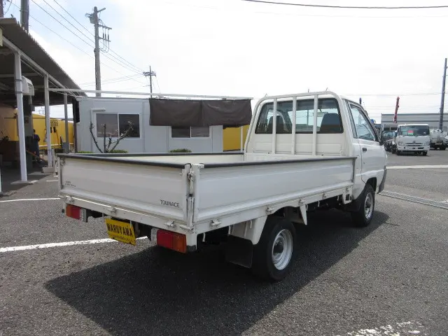 トヨタ タウンエーストラック GK-KM75(2WD)の写真4