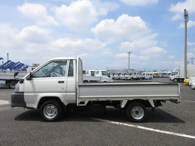 トヨタ タウンエーストラック GK-KM75(2WD)の写真5