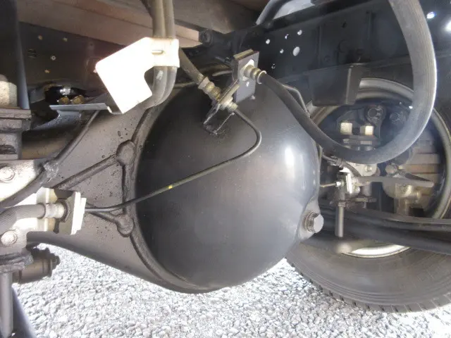 いすゞ エルフ 2RG-NHR88A(2WD)の写真38