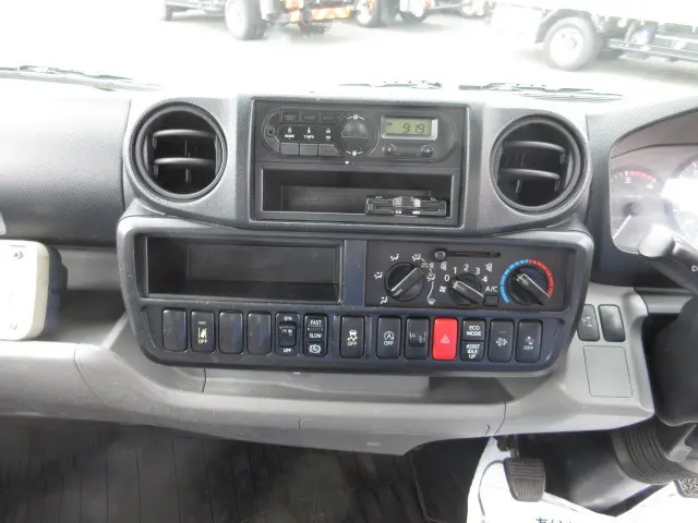 日野 デュトロ TKG-XZU655M(2WD)の写真20