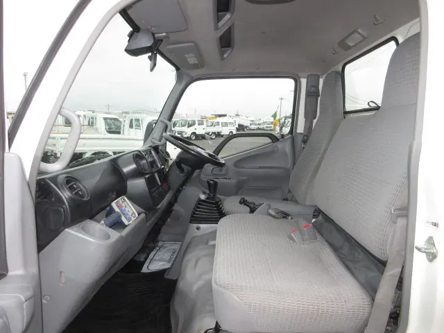 日野 デュトロ TKG-XZU655M(2WD)の写真27