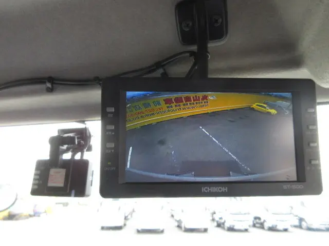 いすゞ フォワード 2RG-FTR90V2(2WD)の写真26