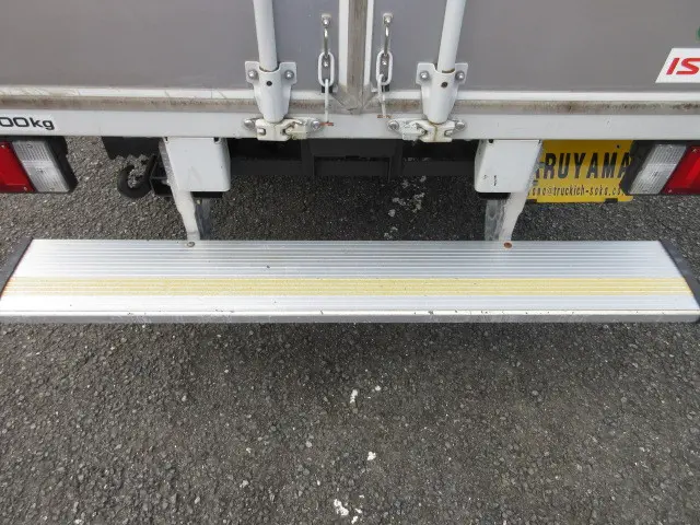 いすゞ エルフ TRG-NHS85AN(4WD)の写真40