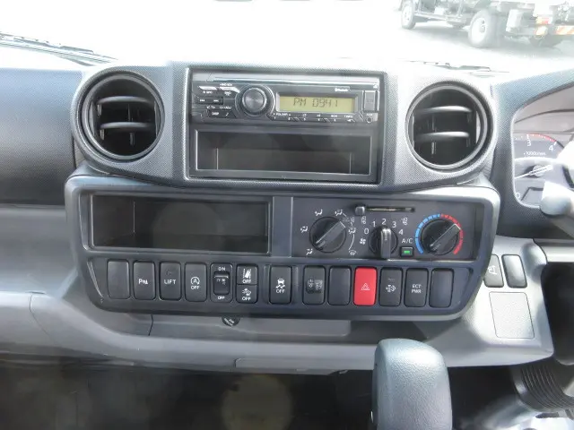 トヨタ ダイナ 2RG-XZC605(2WD)の写真25
