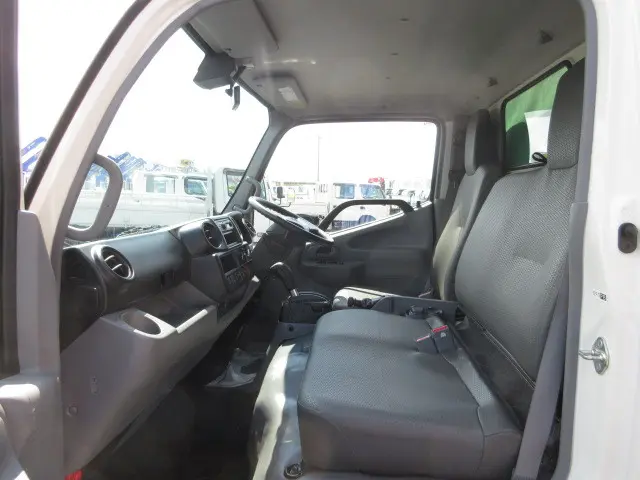 トヨタ ダイナ 2RG-XZC605(2WD)の写真32