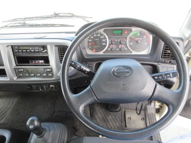 日野 レンジャー TKG-FD9JKAA(2WD)の写真15