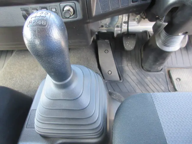 日野 レンジャー TKG-FD9JKAA(2WD)の写真17