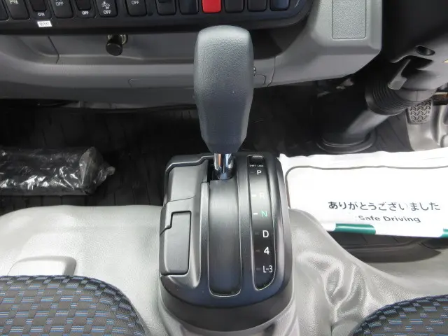 日野 デュトロ 2RG-XZC605M(2WD)の写真24