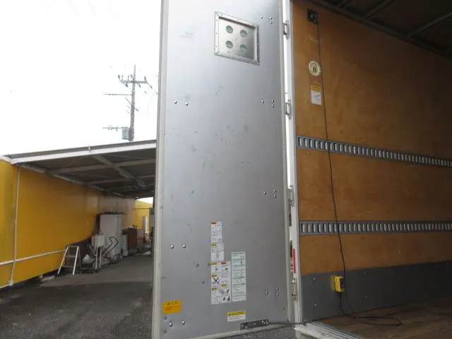 三菱 キャンター TPG-FEA50(2WD)の写真20