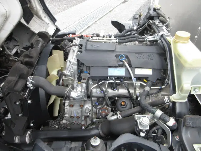 三菱 キャンター TPG-FEA50(2WD)の写真33