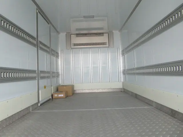 三菱 キャンター 2RG-FEB80(2WD)の写真37