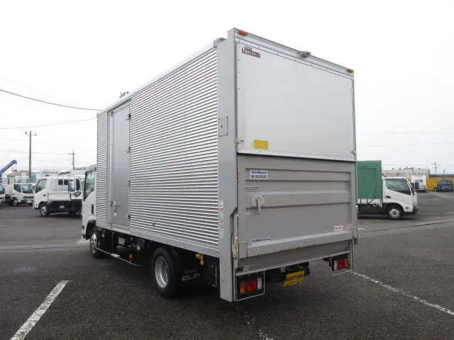 いすゞ エルフ 2RG-NPR88AN(2WD)の写真3