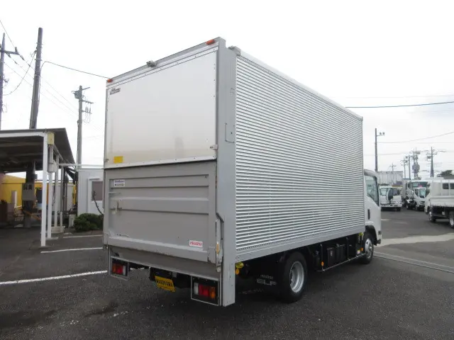 いすゞ エルフ 2RG-NPR88AN(2WD)の写真4