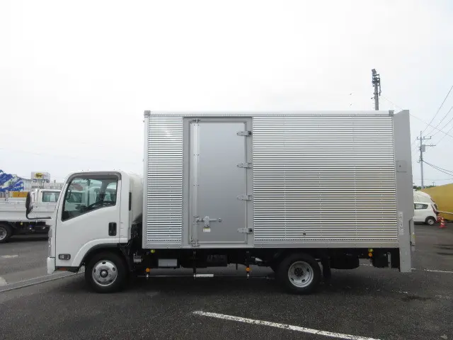 いすゞ エルフ 2RG-NPR88AN(2WD)の写真5