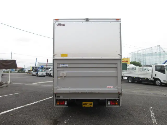 いすゞ エルフ 2RG-NPR88AN(2WD)の写真8