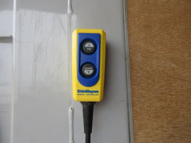 いすゞ エルフ 2RG-NPR88AN(2WD)の写真20
