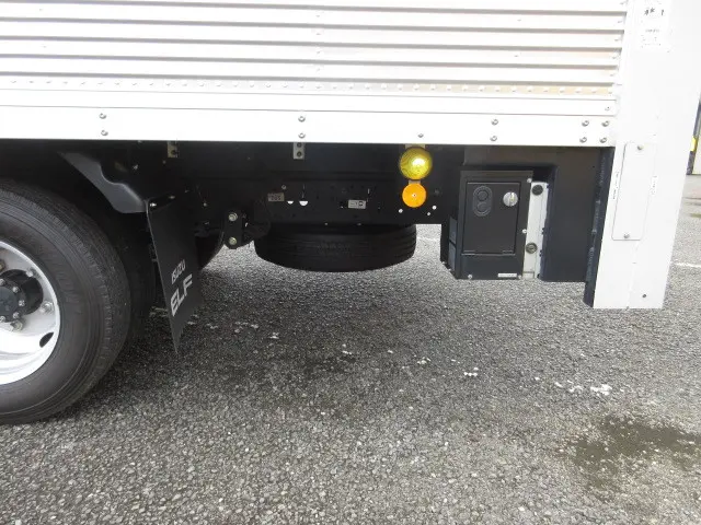 いすゞ エルフ 2RG-NPR88AN(2WD)の写真42
