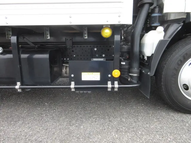 いすゞ エルフ 2RG-NPR88AN(2WD)の写真45