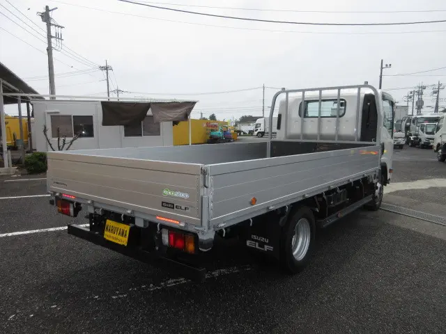 いすゞ エルフ TPG-NPS85AR(4WD)の写真4