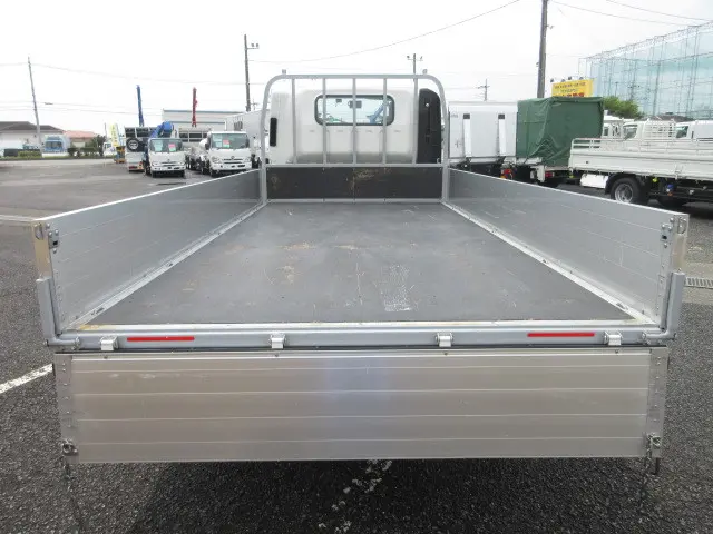 いすゞ エルフ TPG-NPS85AR(4WD)の写真8