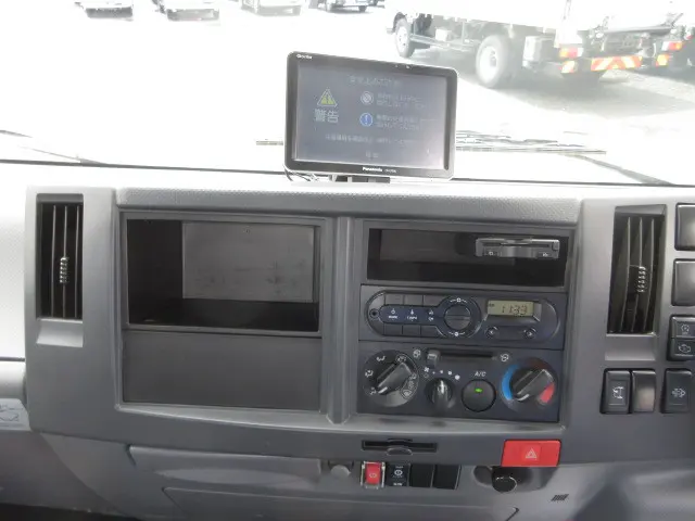 いすゞ エルフ TPG-NPS85AR(4WD)の写真17