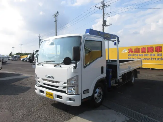 いすゞ エルフ 2RG-NPR88YN(2WD)の写真1