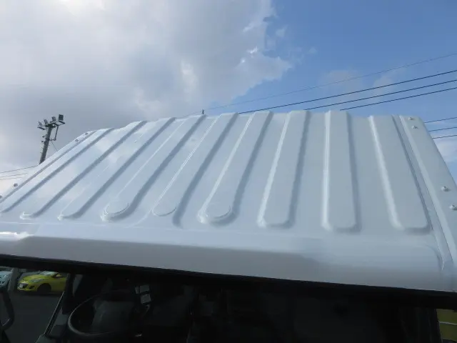 いすゞ エルフ 2RG-NPR88YN(2WD)の写真17