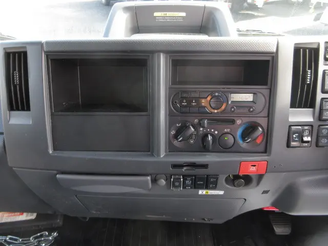 いすゞ エルフ 2RG-NPR88YN(2WD)の写真21