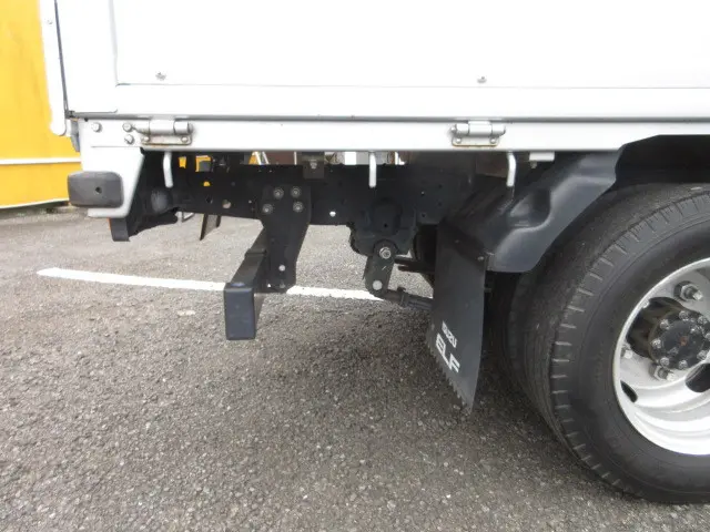 いすゞ エルフ BKG-NHR85A(2WD)の写真41