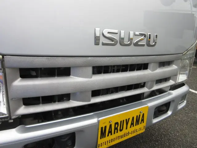 いすゞ エルフ BKG-NHR85A(2WD)の写真47